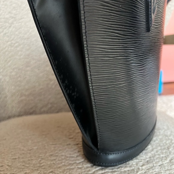 LOUIS VUITTON St. Jacques Epi Large Black Leather Tote Bag EUC - Picture 5 of 15